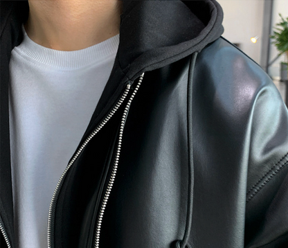 レイヤードフード付きレザージャケット